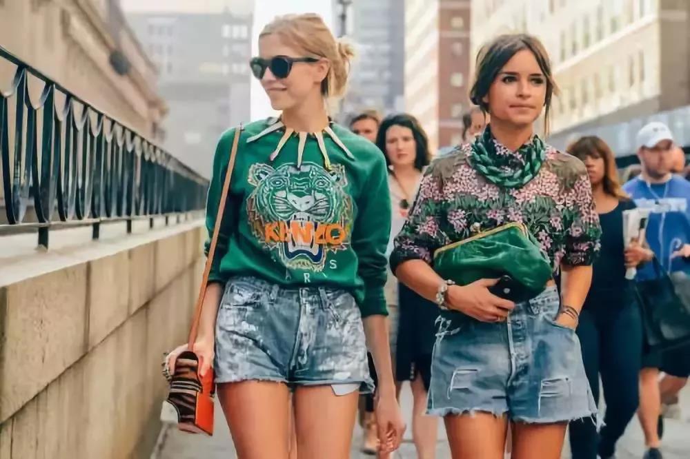 品牌卫衣女款什么牌子质量好,实用百搭的卫衣基础款品牌推荐