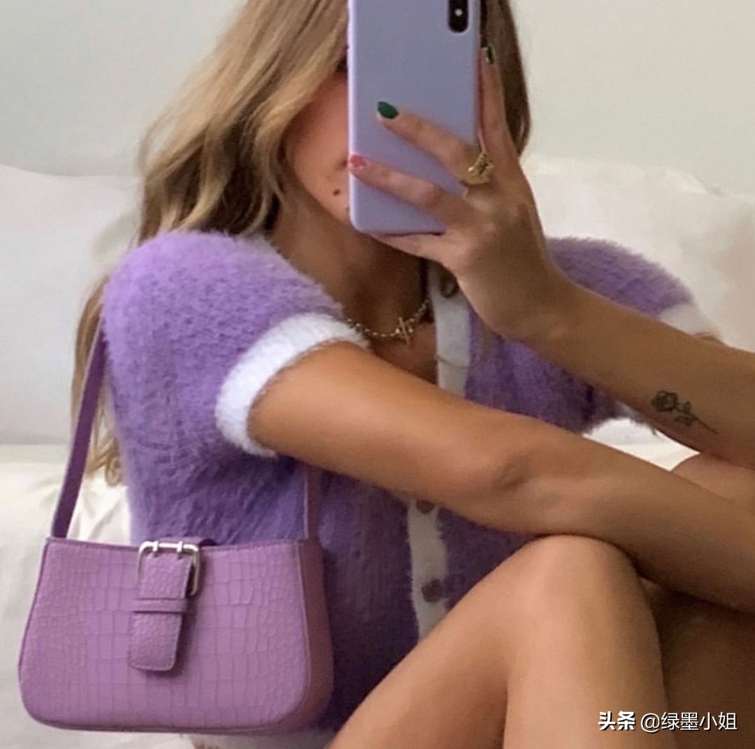 林允重新解锁时尚新看法,林允韩国时尚穿搭