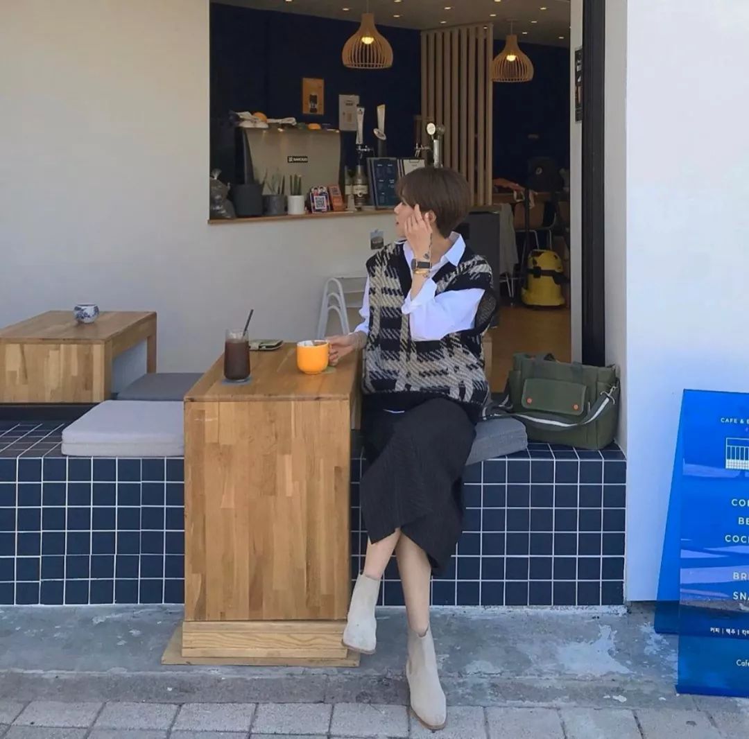 今年流行的靴子适合小粗腿穿,秋冬高跟百搭靴子