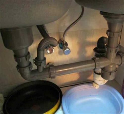 厨房卫生间下水管堵塞疏通方法,厨房下水管堵了怎么办最快疏通