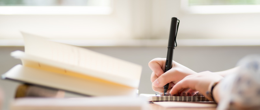 说好工资6000却变成3000,月入1w五险一金算什么水平