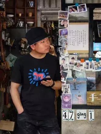 不用花钱就能圣地巡礼？看大神用钢笔淡彩带你花样旅行