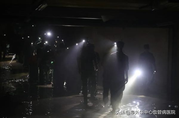 河南*警武**，战位上的青春格外闪耀