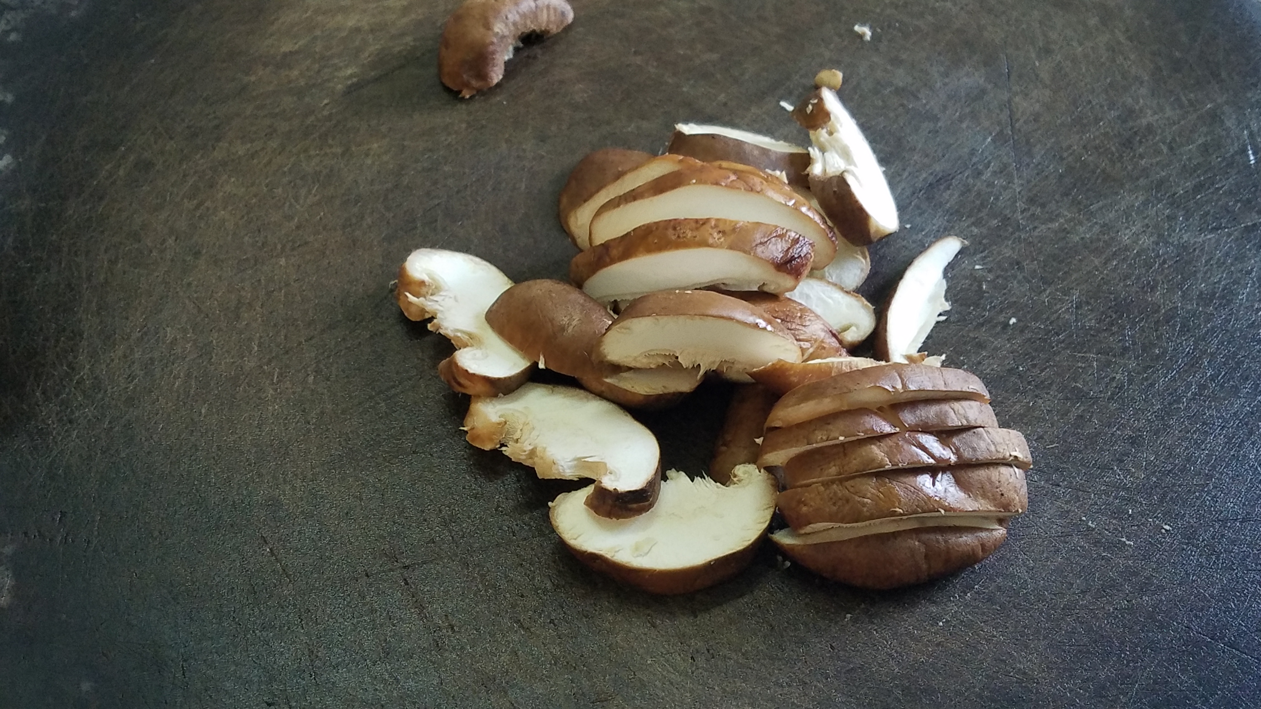 怎么炖鱼豆腐好吃又简单家常做法,江苏连云港豆腐炖鱼的家常做法