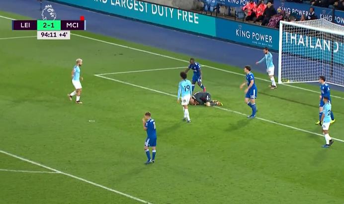 瓜帅王牌，在球队最需要他的时候“消失”，几个镜头告诉你答案