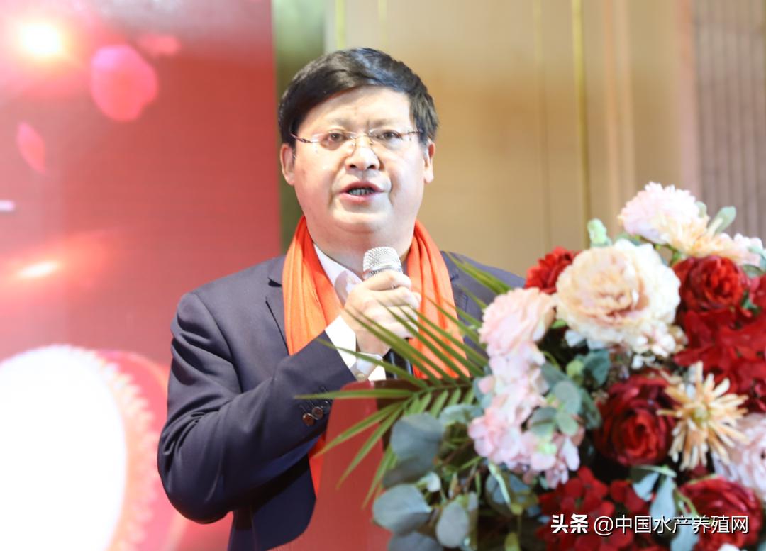 未来五年，实现年销量突破18万吨！南通巴大25周年华诞之际，超400位经销商现场共同见证