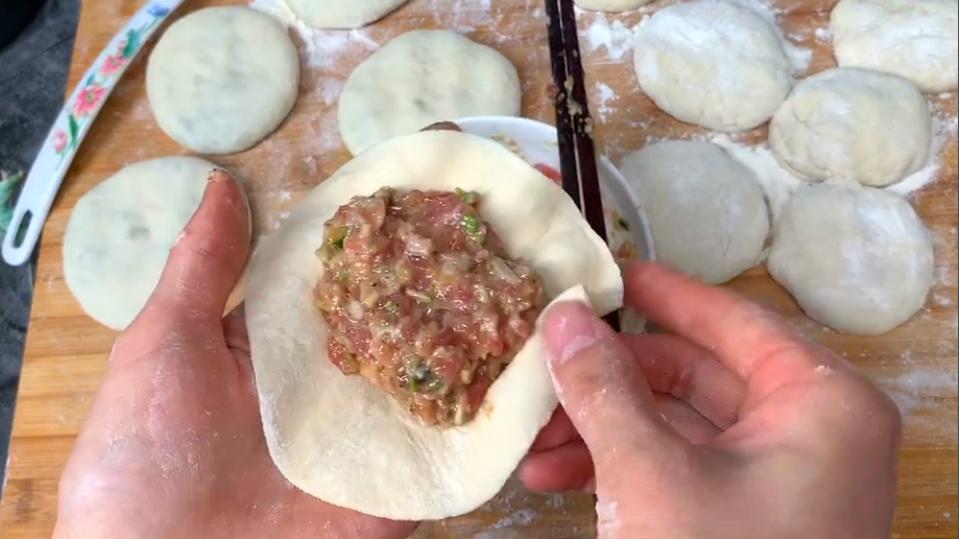 中筋低筋高筋面粉分别适合做什么,如何区别高筋中筋低筋面粉