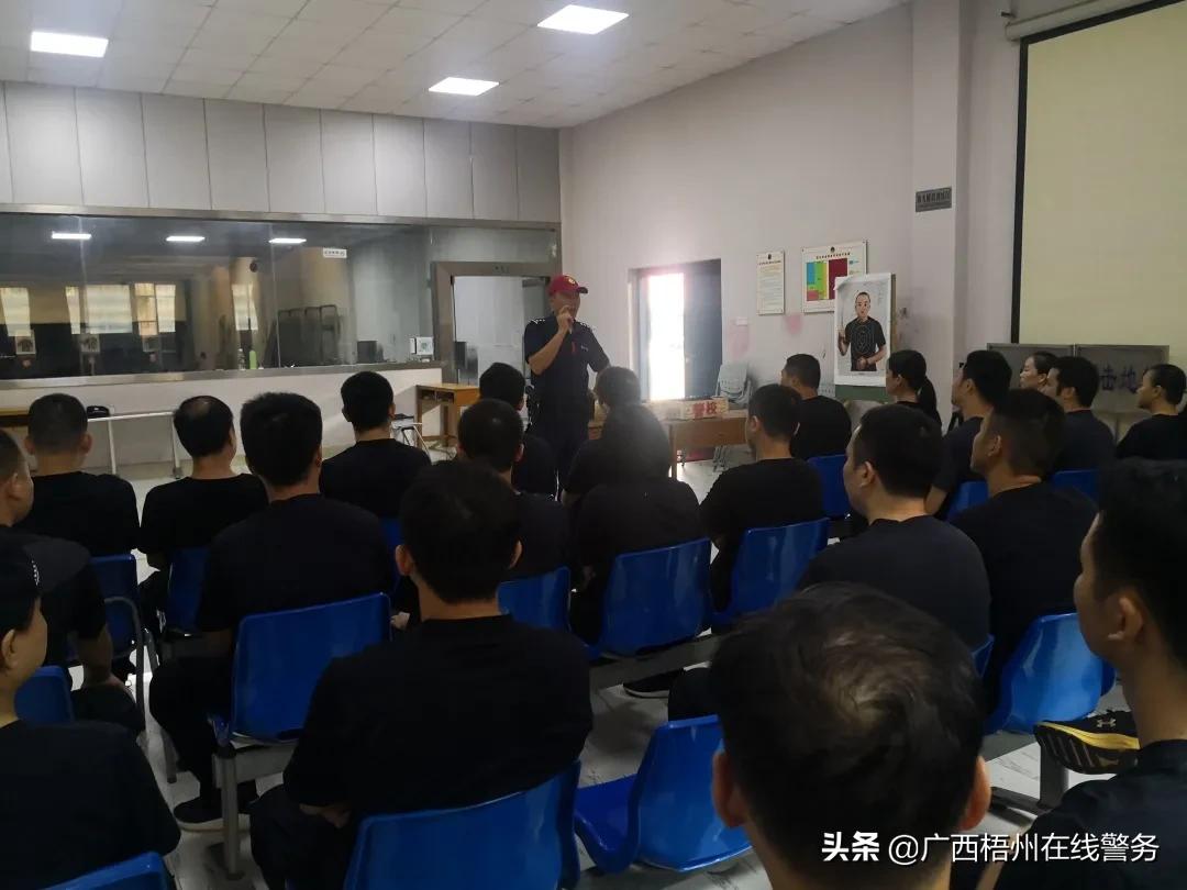 【教师节特辑】认识一下，梧州花园式的警察“摇篮”