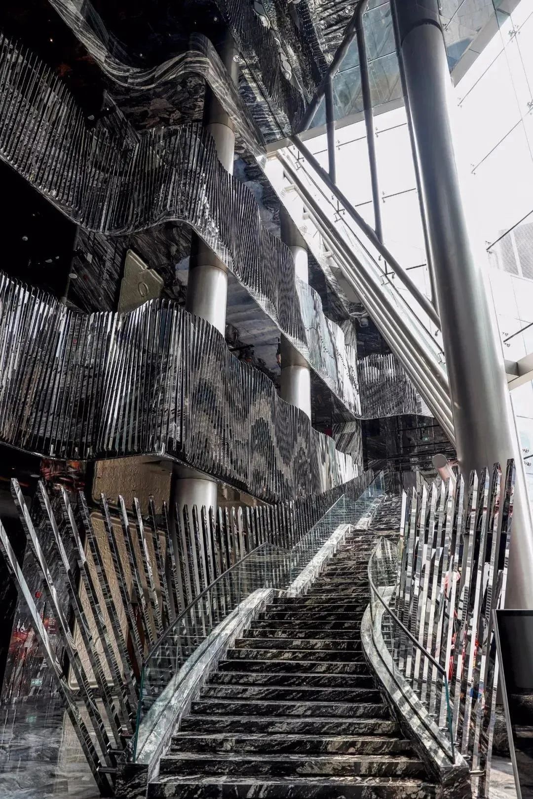 十大最美国际酒店,全球30个最美的野奢酒店