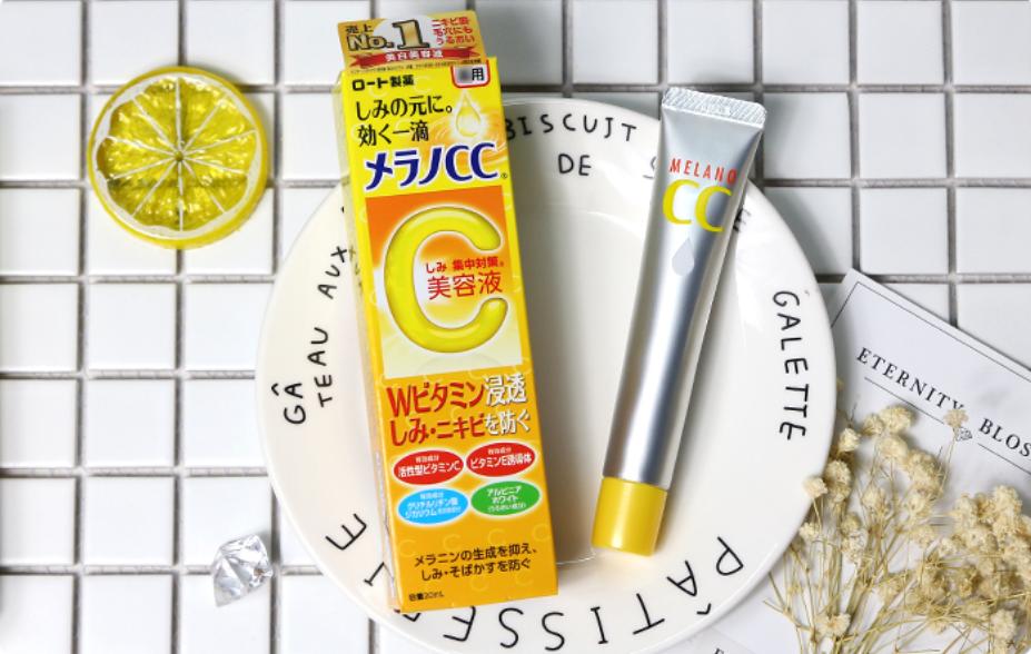 如何正确祛痘印,积雪苷霜软膏祛痘印正确用法