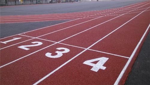 为了出个好成绩,他用皮鞭抽打运动员,最终被一发火箭弹结束性命