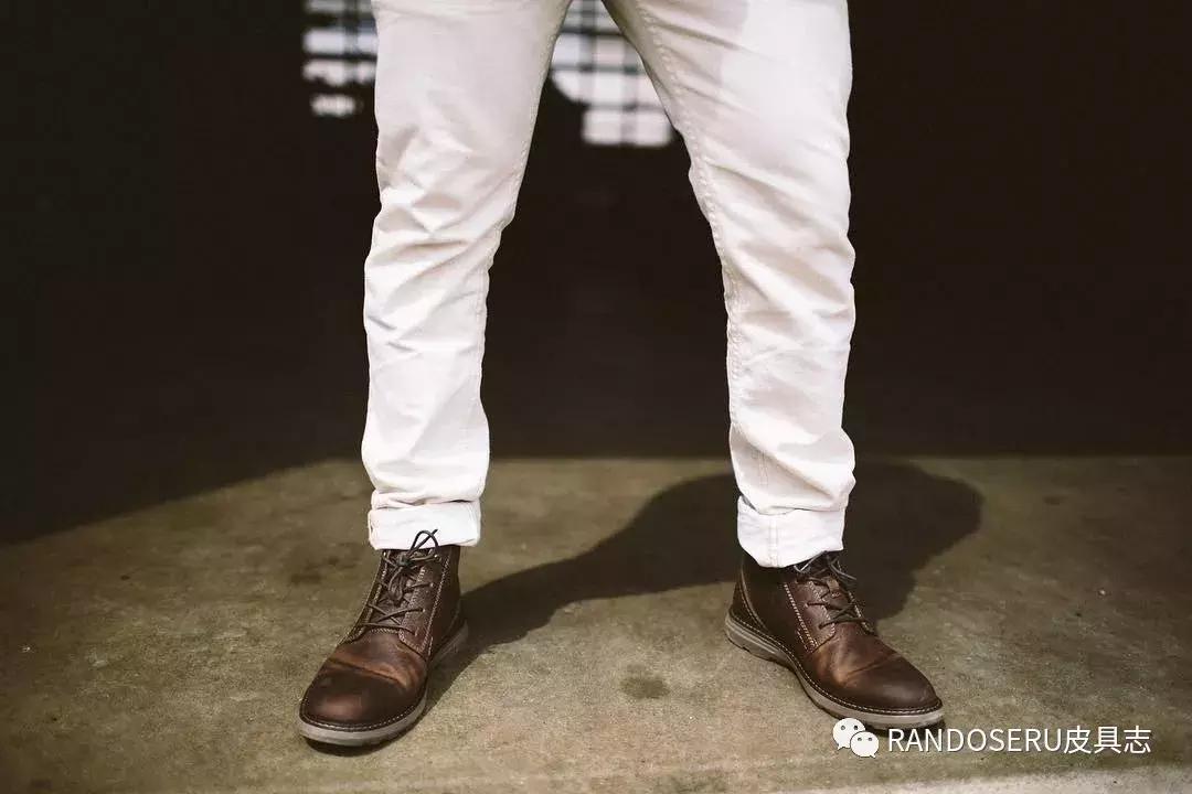 什么鞋能长期穿,羽毛球鞋有必要天天穿吗