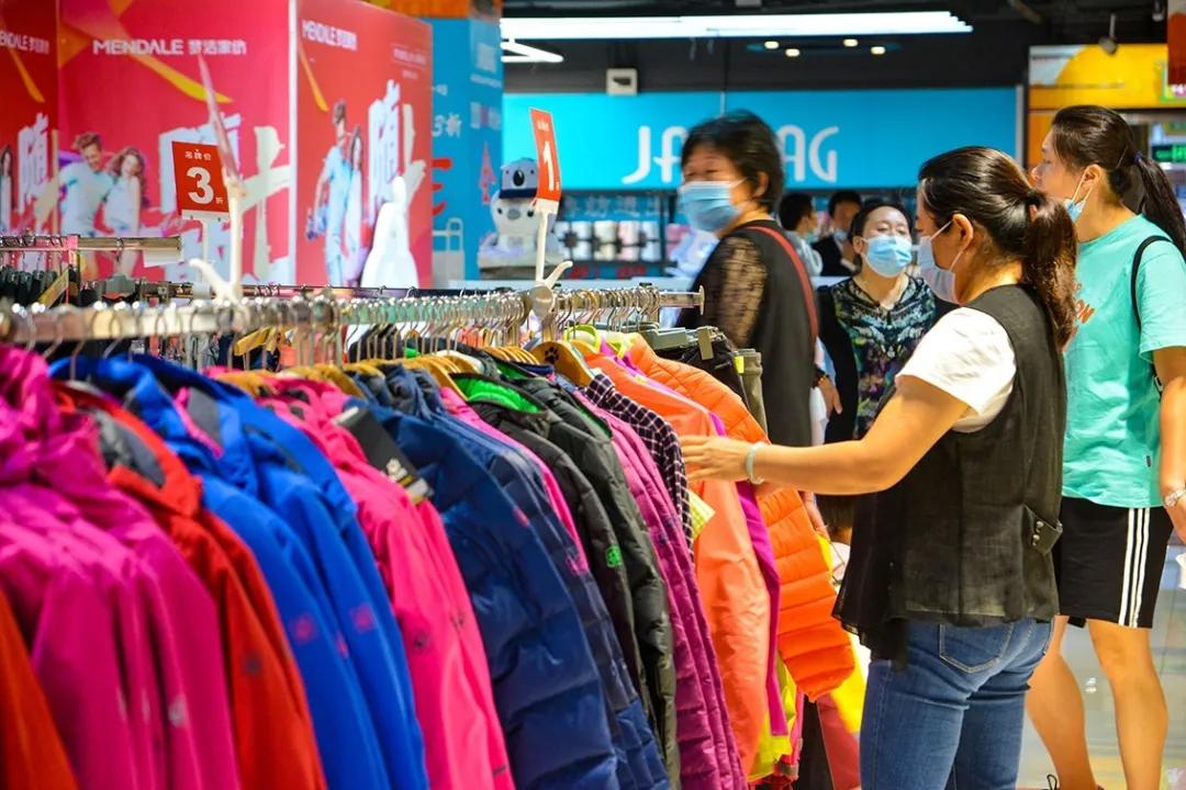 王府井大街东安市场,王府井步行街东安市场