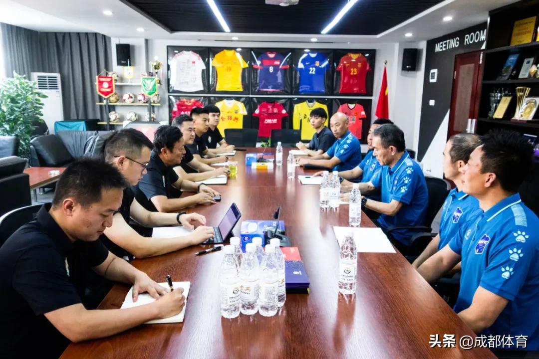 以文化为媒介加强与台湾深度交流,以文化体育开展青年联谊活动