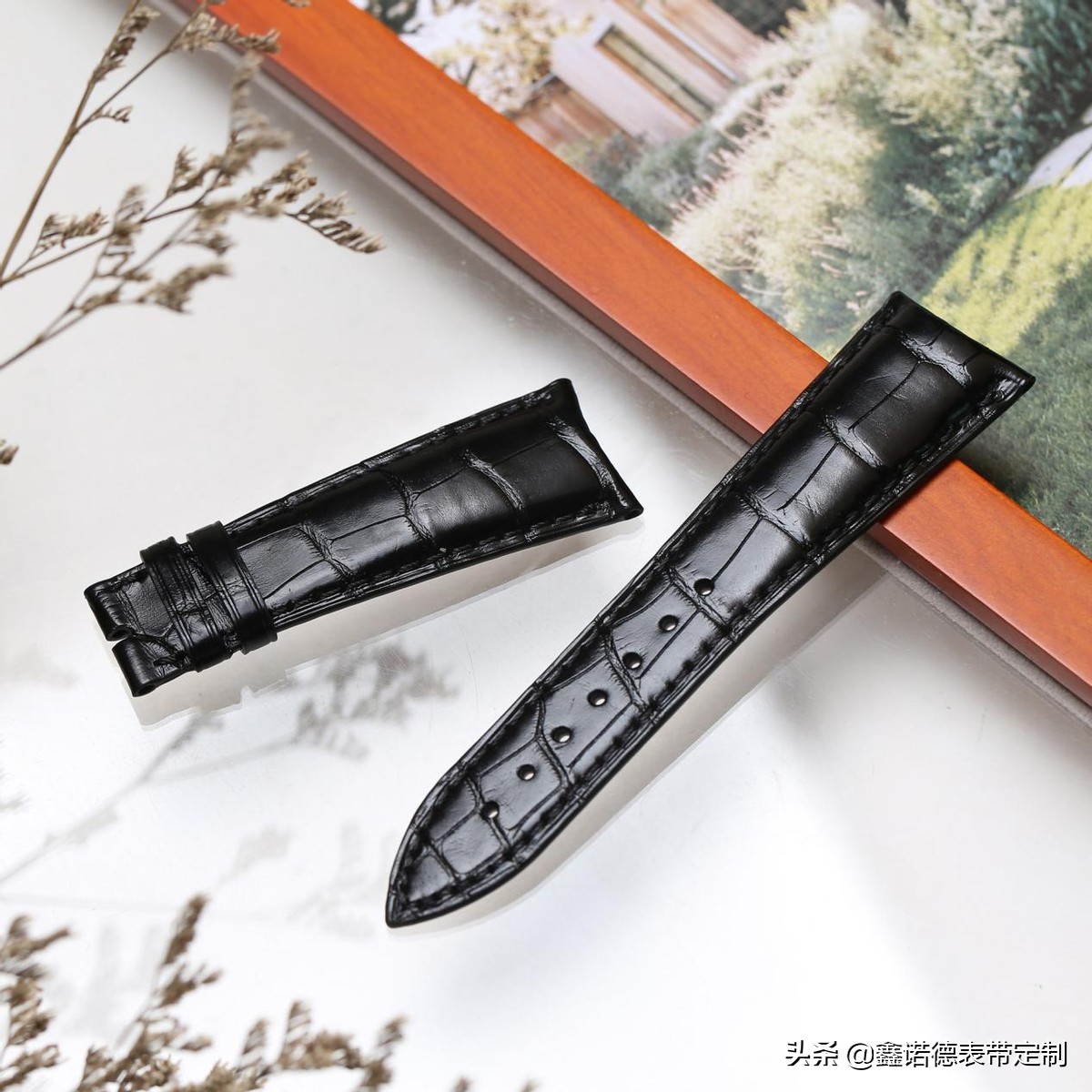 鳄鱼皮表带没光泽了怎么处理,鳄鱼皮表带沾水怎么处理