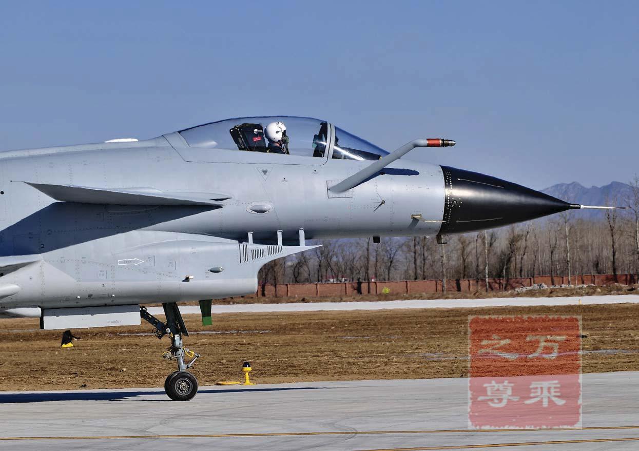 中国歼10c和枭龙哪个好,歼10与枭龙战机图片对比