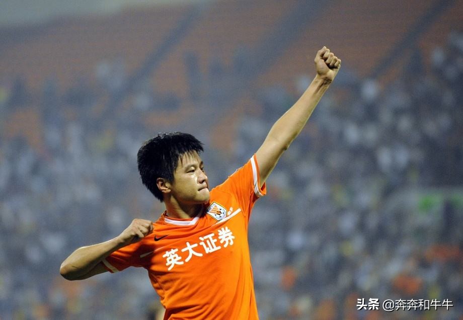 1999年带领山东鲁能泰山夺得双冠,99年鲁能泰山双冠王之路