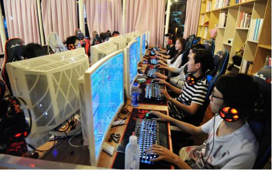 2020网吧受限，弘电脑拯救游戏玩家出水火中