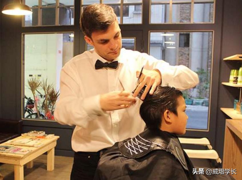 大一新生担心开学被骗？让学长现身说法，谈谈那些新生注意事项