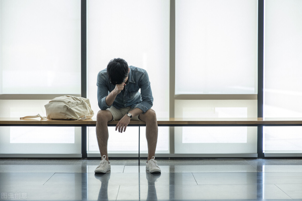 中南大学硕士坠楼，研究生成高危职业，轻生前能不能先想三件事？