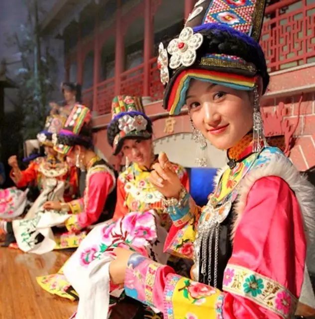 比九寨沟还漂亮的景点,比四川九寨沟更美的地方