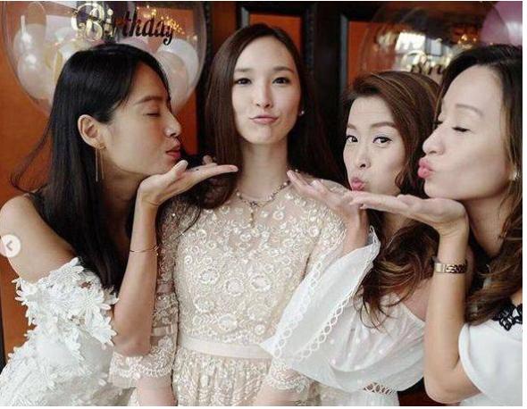 吴佩慈四年生了几个孩子,吴佩慈6年生4胎依然嫁不进