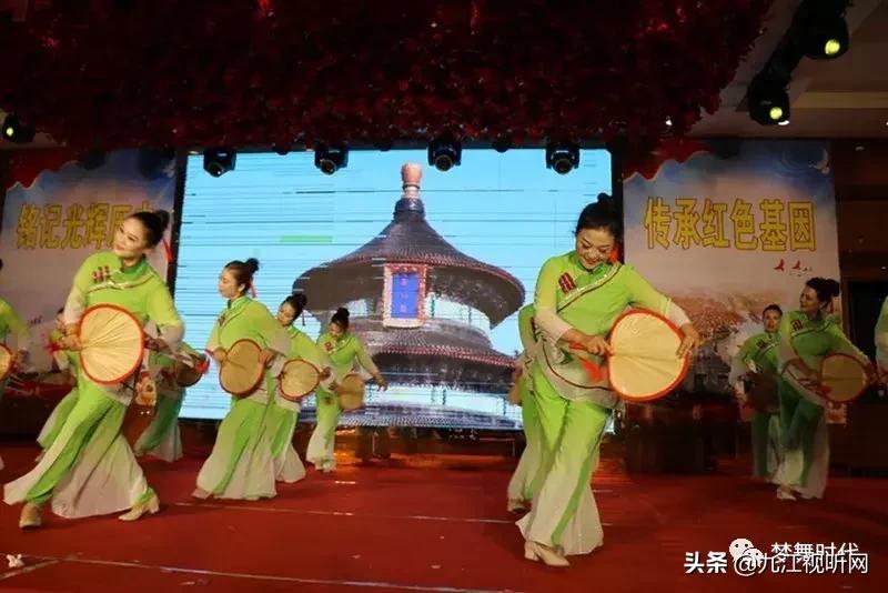 最新庆七一广场舞,庆七一广场舞展演成功举办