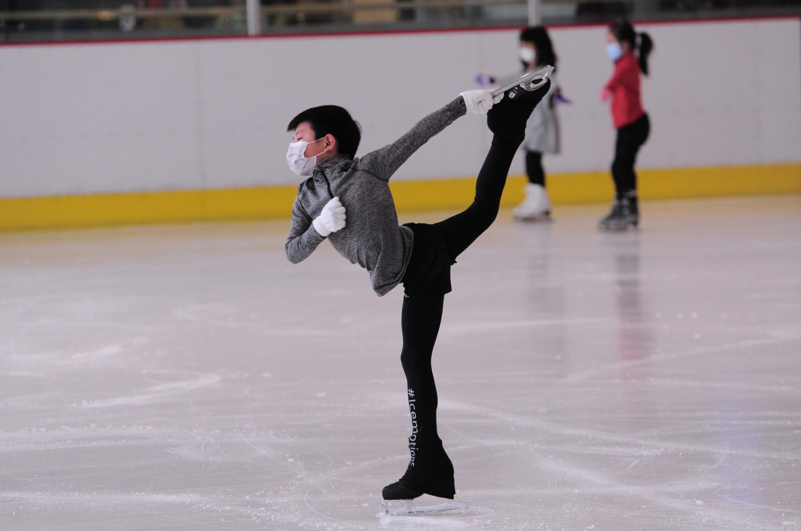 “运动辽宁滑向2022线上接力”清风满韵，讲述“冰雪沈阳”