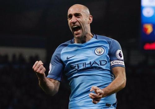 曼城首夺英超冠军阵容,曼城夺得英超冠军曼城首发阵容