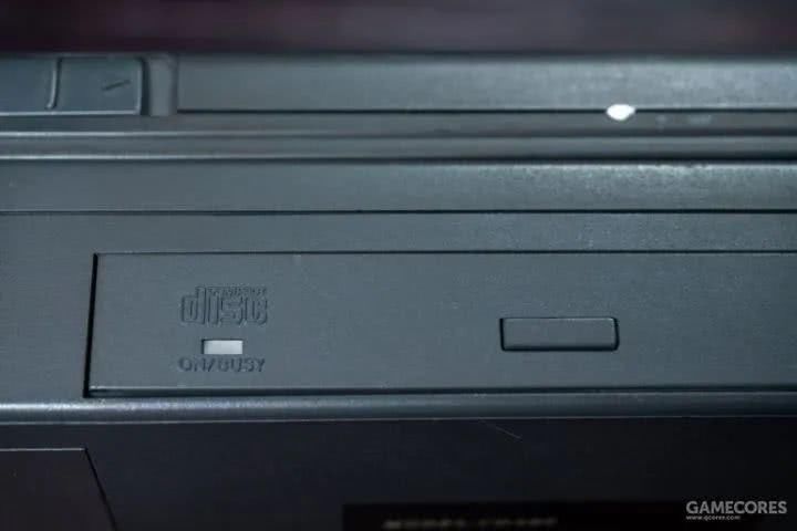 一百多块买个26年前的笔记本，我改了改，还能上网