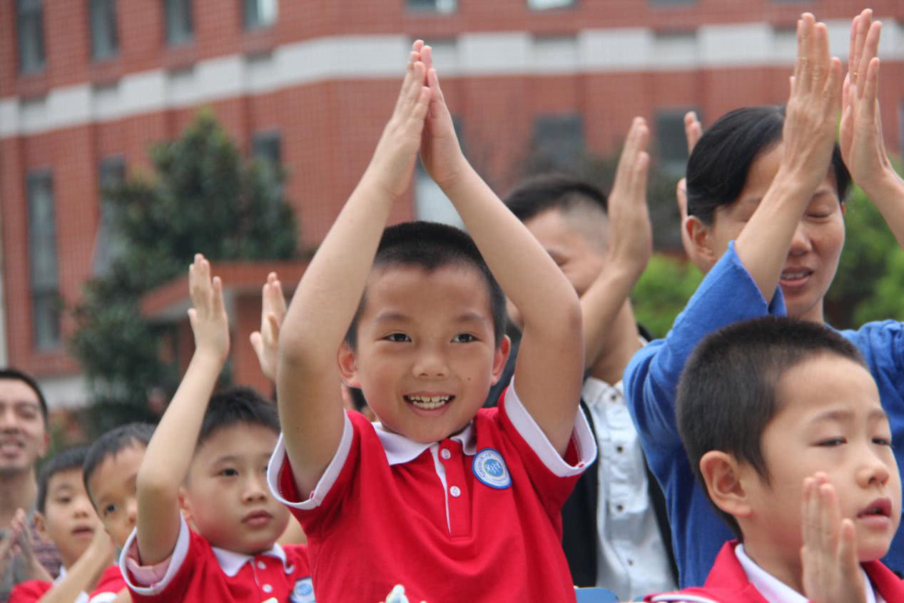 合肥师范附小二小*党**支部书记、校长孙朝莲:怀揣梦想智慧前行