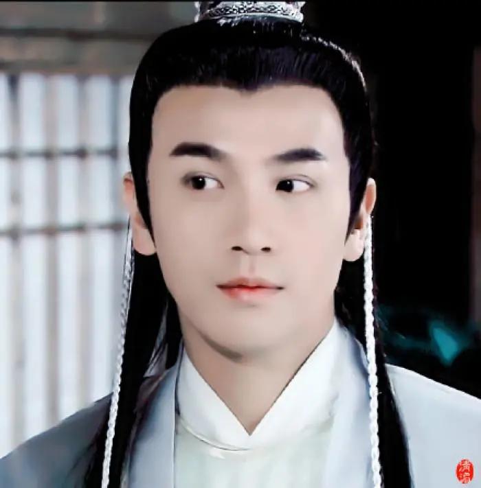 被称为香港第一帅哥,香港最隐藏富豪