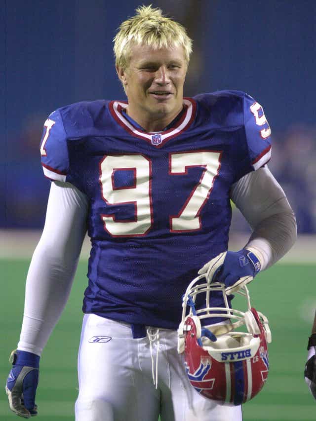 225磅有多重,nfl橄榄球225磅卧推纪录