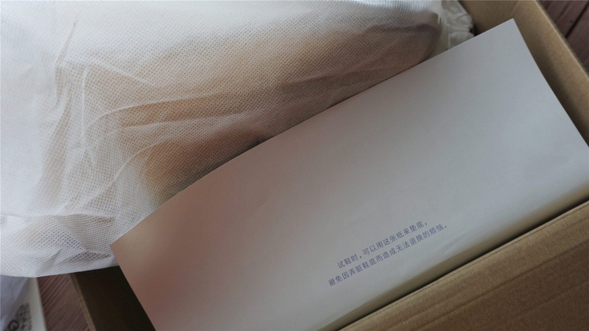 冬日踩雨必备!七面工装鞋上脚体验:不到300这材质我亏了吗?