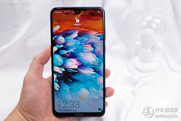 荣耀8xmax缺点和不足之处,荣耀8xmax上手体验不足