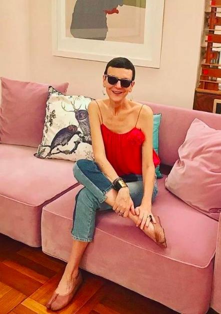 又一双“丑鞋”火了，时髦的人都喜欢把脚趾分开吗？