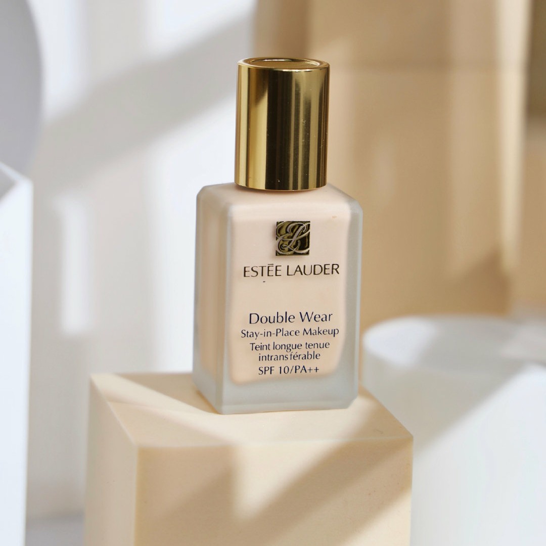 推荐4款控油持妆粉底液,炎热夏季也不怕脱妆,做个清透的女孩子