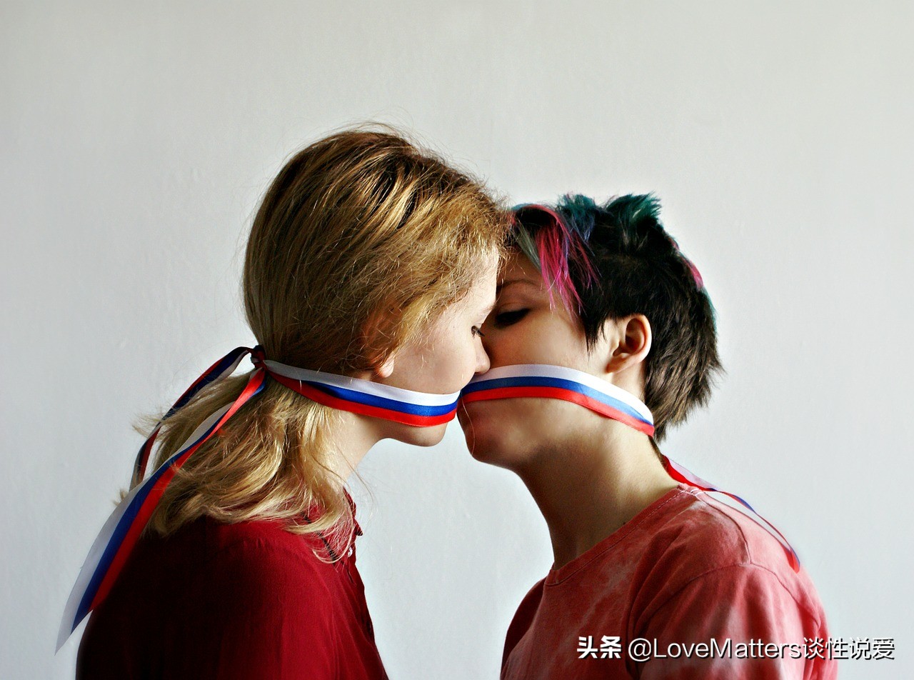 同性恋根本不是病，说什么“治愈”？警惕扭转治疗*局骗**