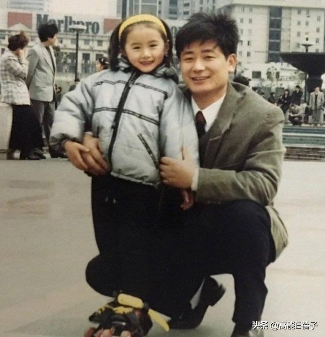 上戏的迪丽热巴,迪丽热巴和袁冰妍比赛劈叉