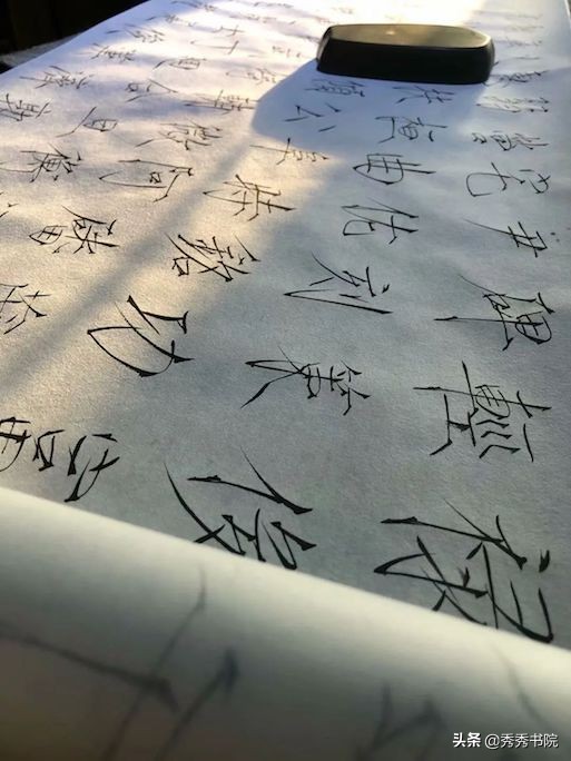 长安雅士的奢侈品：琴棋书画、诗词歌赋