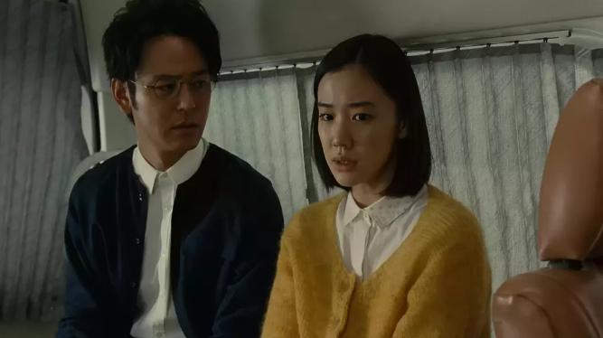 豆瓣8.1，很棒的家庭伦理剧，如何看待老夫妻相伴50年婚姻之痒？