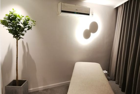 上海街头指压店,横评竖评