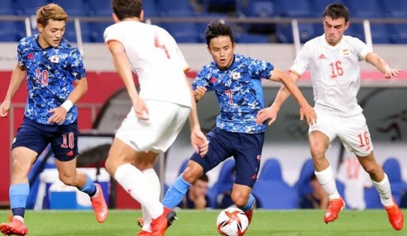 日本国奥热身1-1战平西班牙,中国男足0比3不敌日本国奥