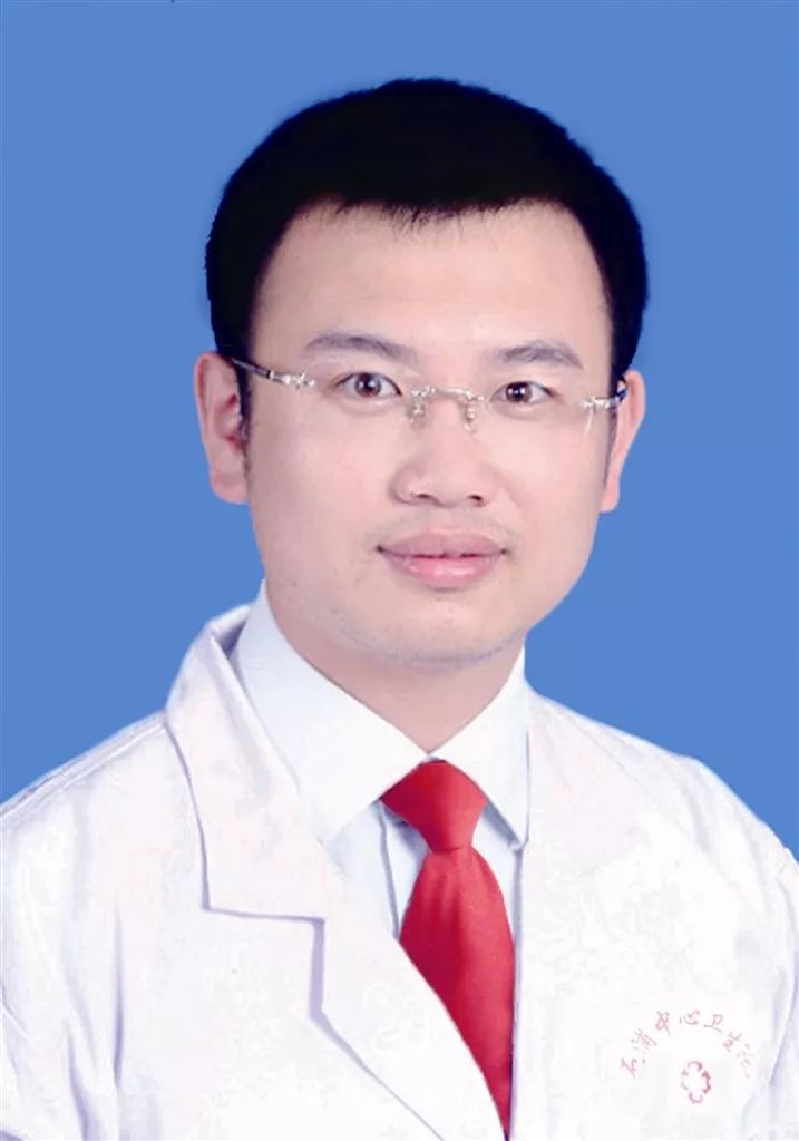 向广大患者致以新春的问候,向全国广大医务者祝贺医师节