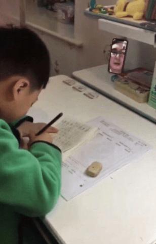 女朋友新买的衣服露了怎么办,女朋友买的衣服前面有个洞