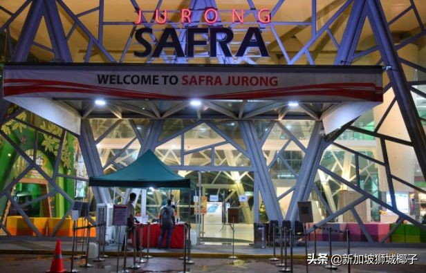 1人传染18人？新加坡35个患者带病上班，最新确诊50人行踪大曝光