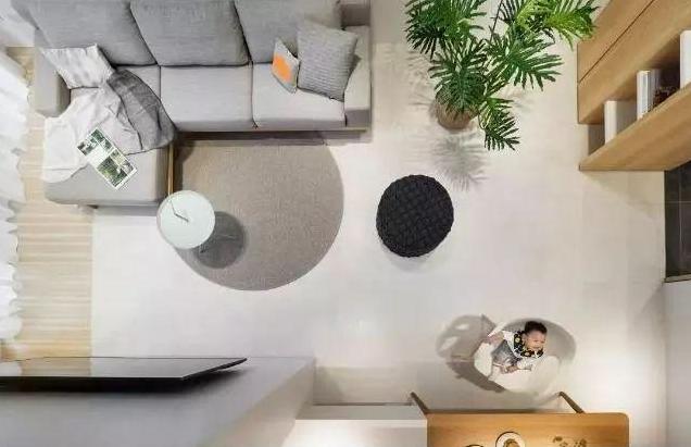 不到50平小房，变两层小别墅，将床架在半空中，瞬间多出间房