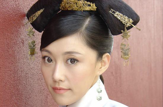 她是嘉庆原配,道光生母,包衣奴才出身,却幸福一生