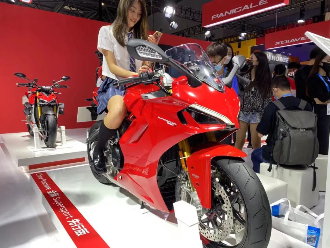 鸰速杜卡迪价格,摩博会杜卡迪821