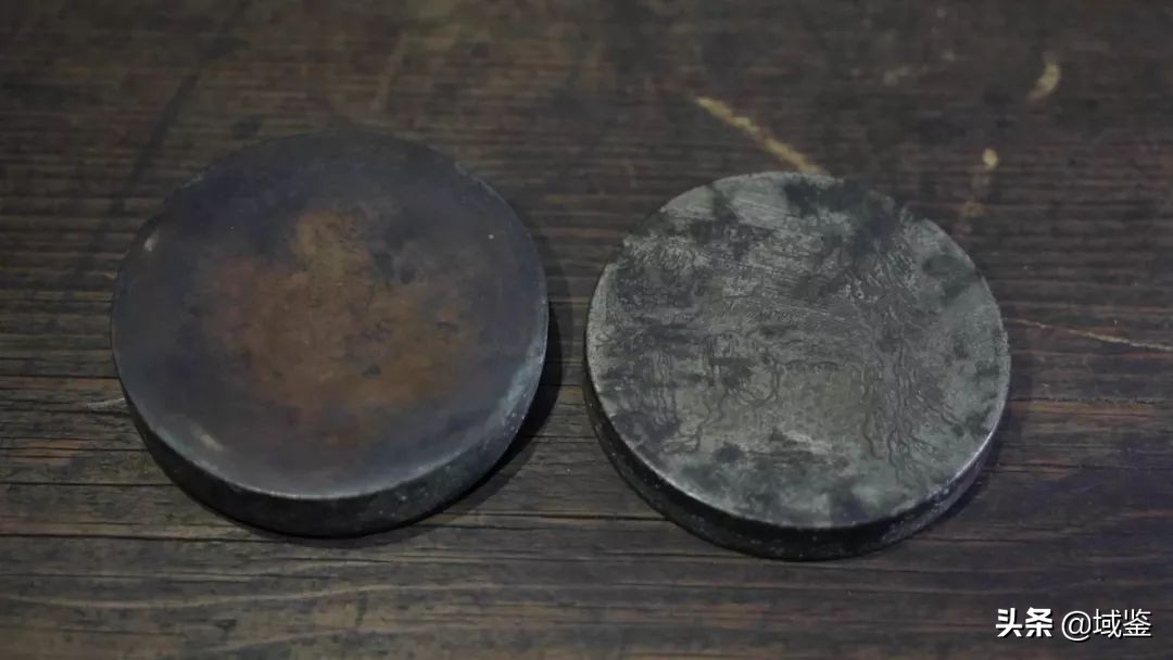 奶奶戴了很久的戒指,奶奶戴了多年的首饰